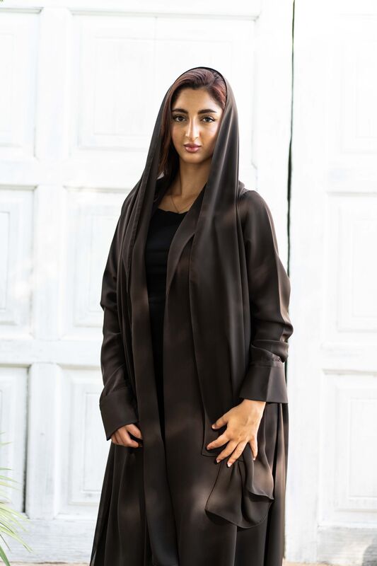 ERAH006 - Grey in motion
